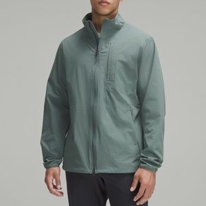 Lululemon Men's Sojourn Windbreaker Jacket Medium Forest Size M NWT New With Tag